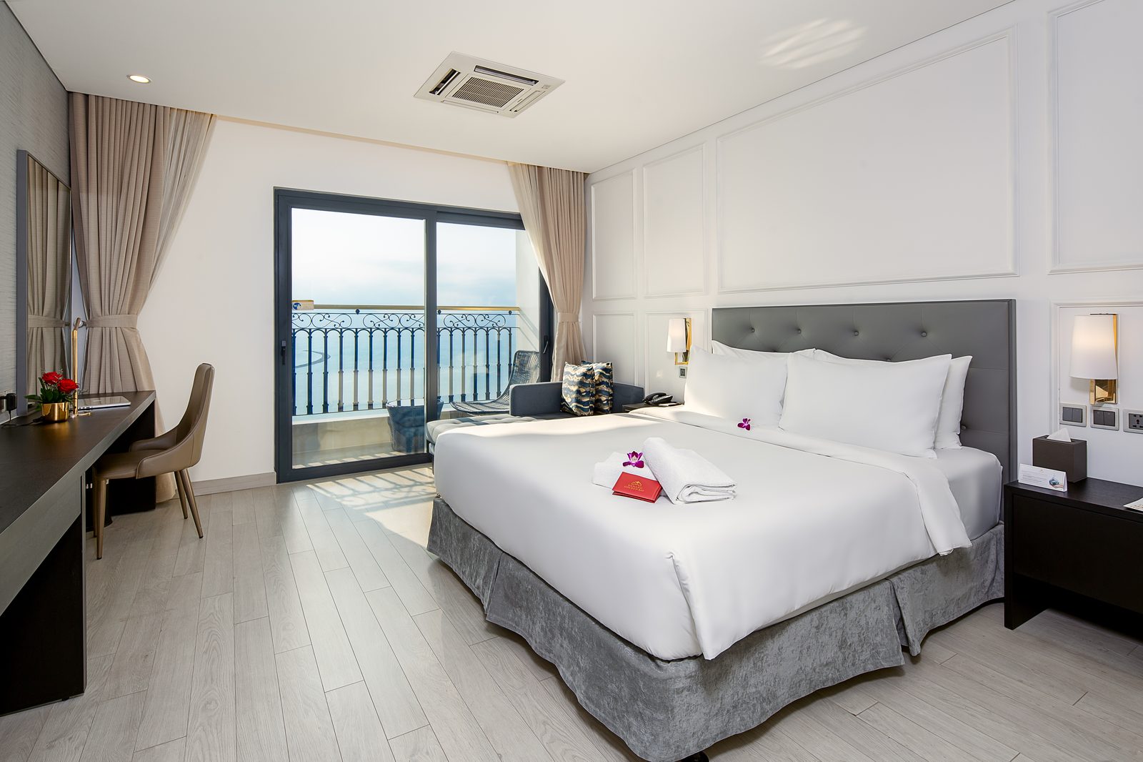 غرفة مطلة على النهر، Wyndham Danang Golden Bay